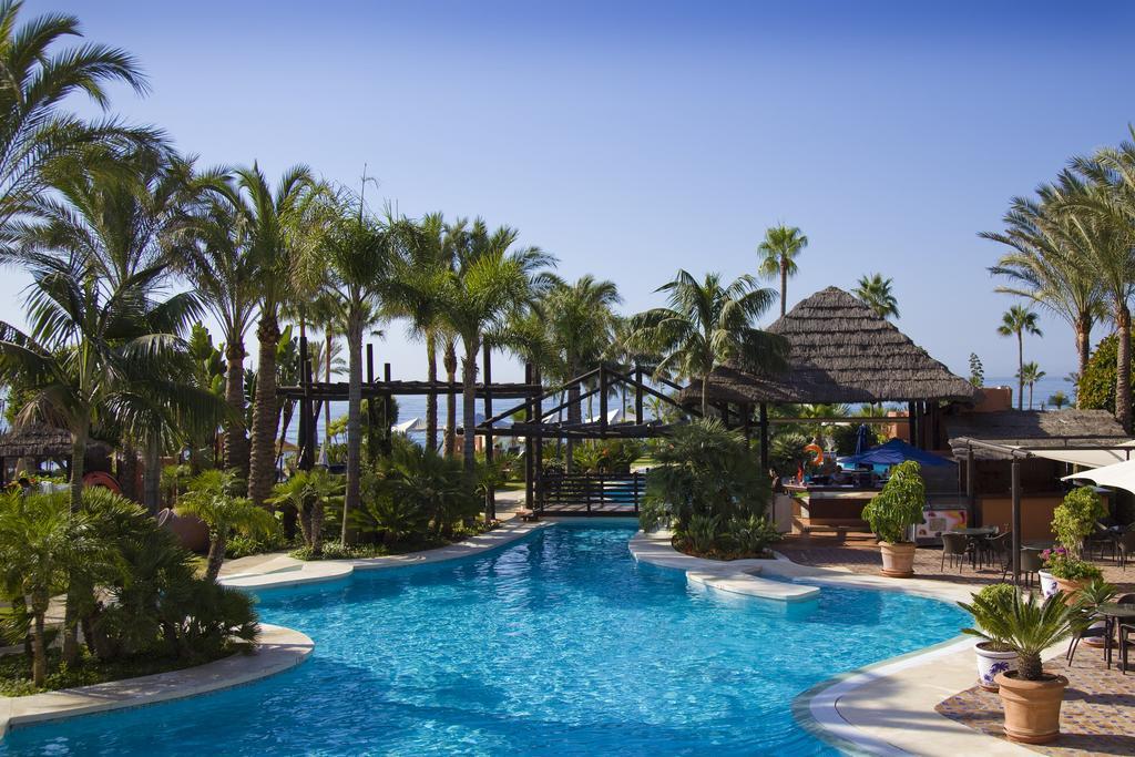 Bahia Beach Apartments Estepona Exteriör bild