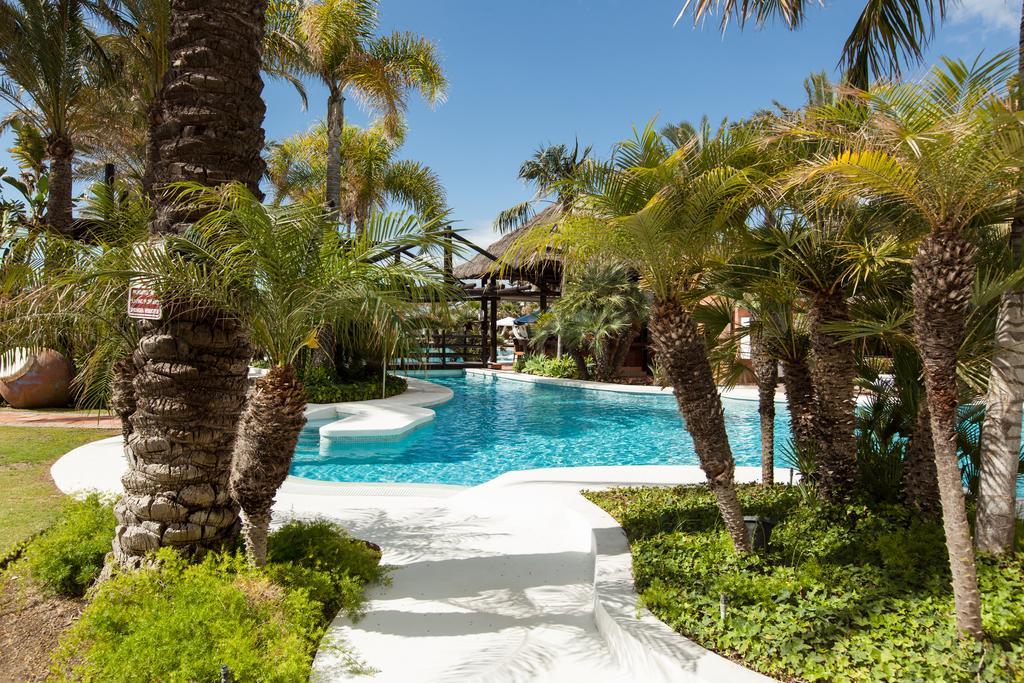 Bahia Beach Apartments Estepona Exteriör bild