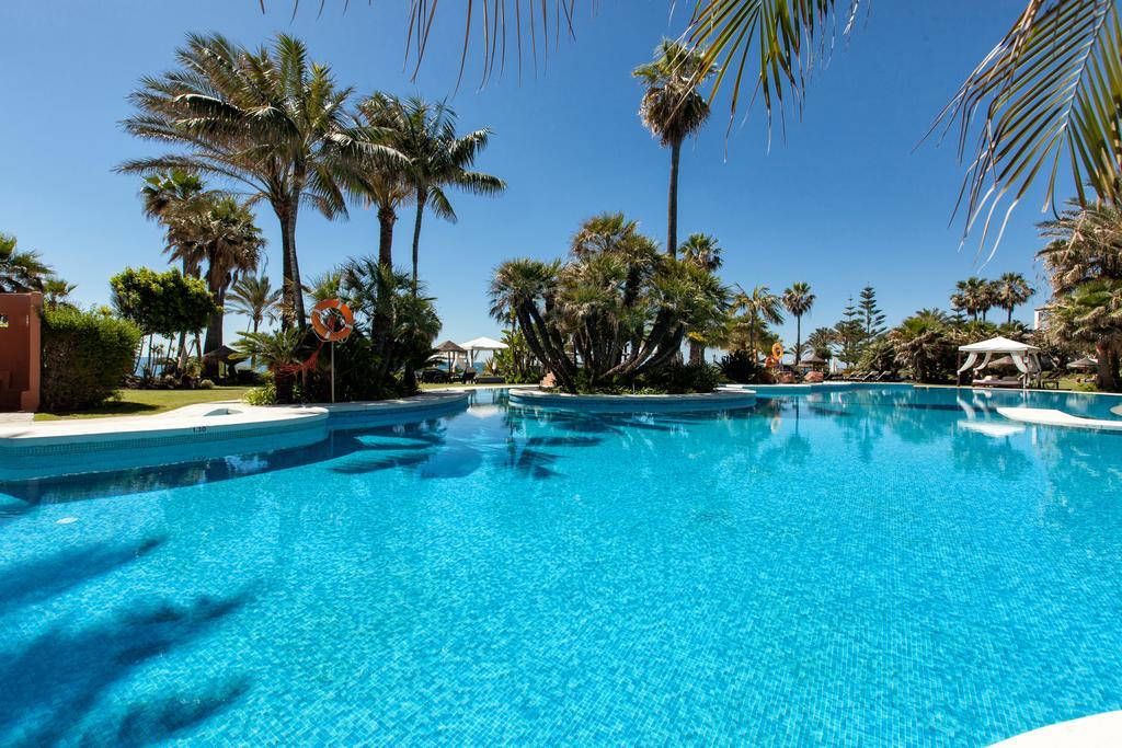 Bahia Beach Apartments Estepona Exteriör bild