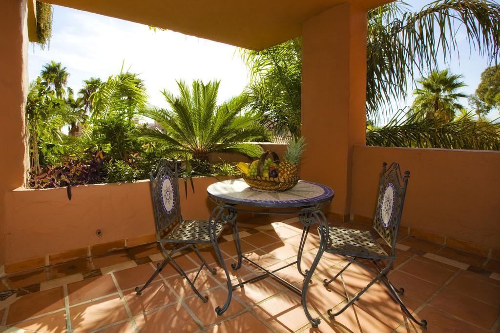 Bahia Beach Apartments Estepona Rum bild